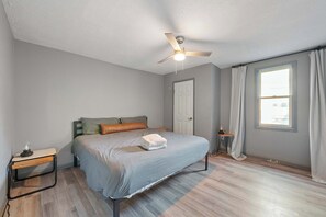Townhome, Multiple Beds, Kitchen, Garden View (North Pearl Residences 874) | 2 bedrooms, free WiFi