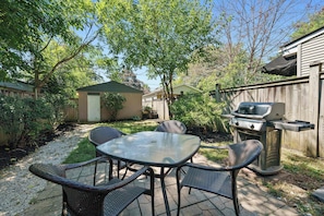 BBQ/picnic area