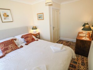 2 habitaciones, decoración personalizada y muebles diferentes 