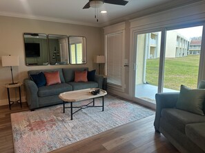 Condo, 1 King Bed (10B, C' Salt) | Living area - C' Salt (Miramar Beach)