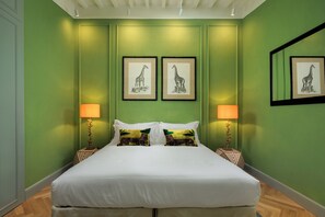3 bedrooms, iron/ironing board, WiFi, bed sheets - ENCHANTING PENTHOUSE in the Heart of Florence with 360° Panoramic View. (Firenze)