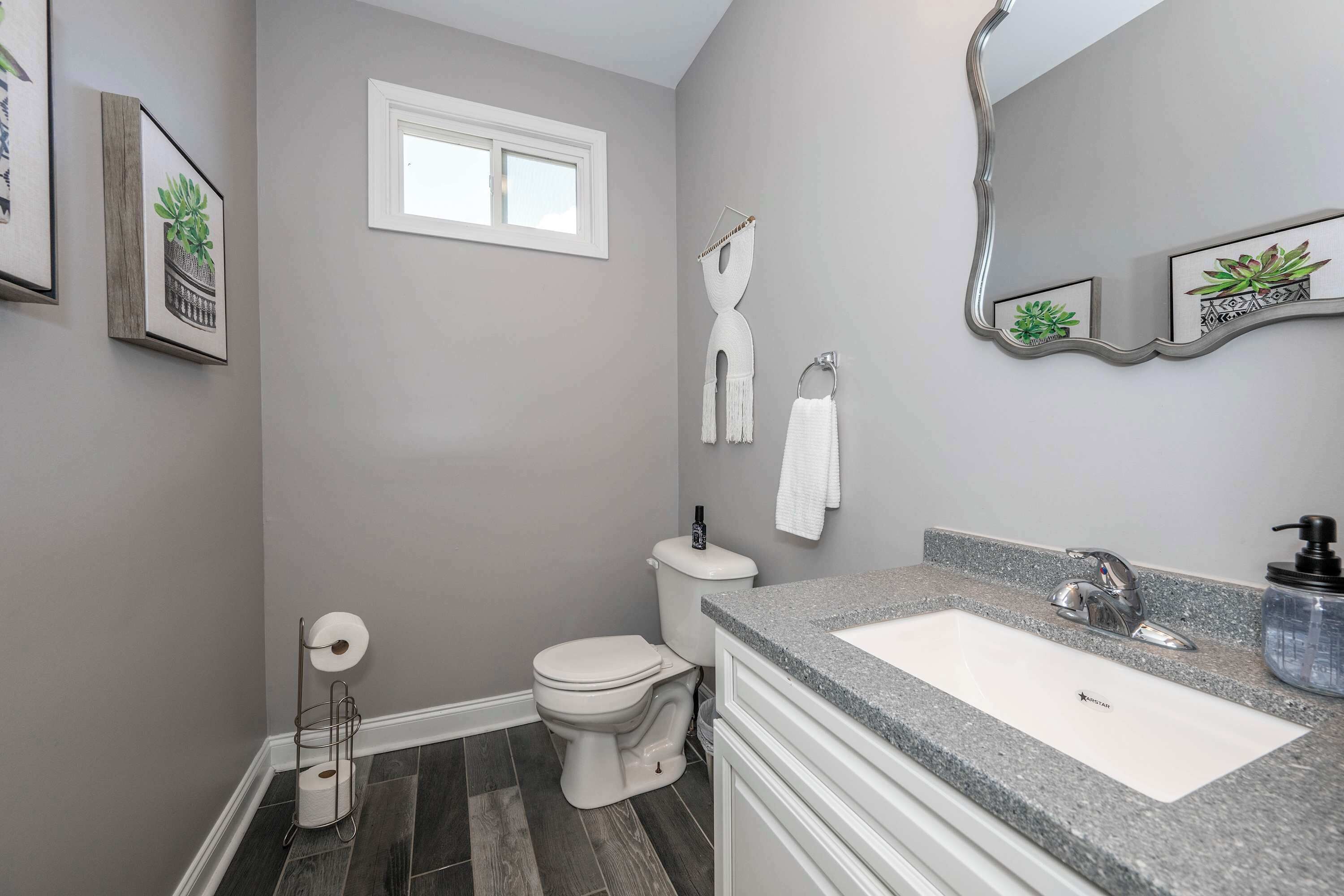 House, Multiple Beds, Kitchen, Garden View (The Ruth House) | Bathroom