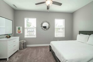 Maison, plusieurs lits, cuisine, vue jardin (The Ruth House) | 4 chambres, Wi-Fi gratuit