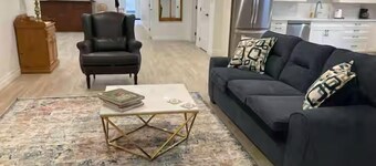 Spacious, modern executive suite with free parking and wifi