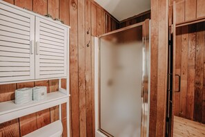 Cabin, 2 Bedrooms, Smoking, Fireplace | Bathroom - 76gs - Genuine Log Cabin - Wifi - Pets Ok - Sleeps 4 (Deming)