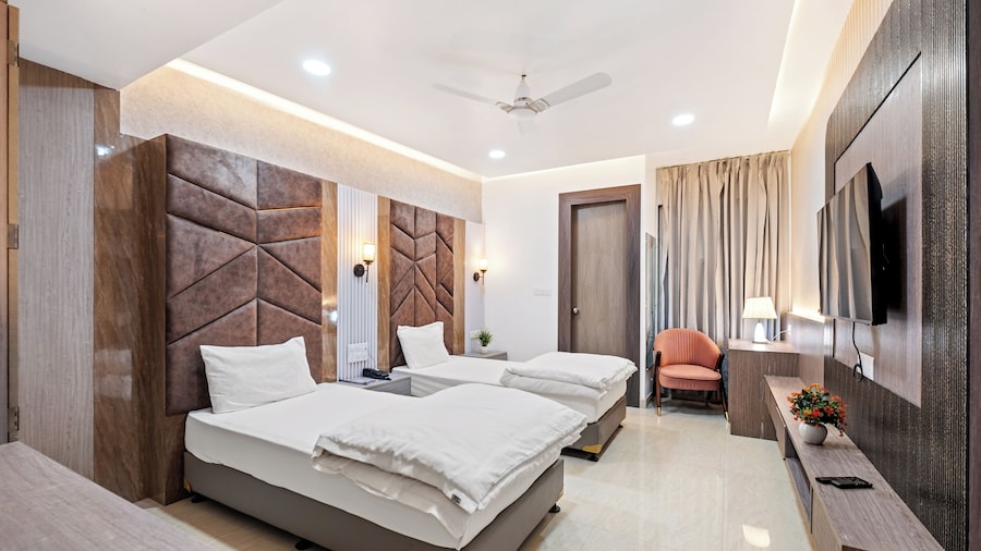 Sitaynam Hotel & Resort-Infront RAM Temp