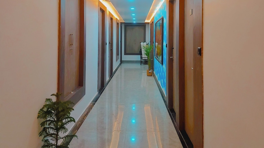 Sitaynam Hotel & Resort-Infront RAM Temp