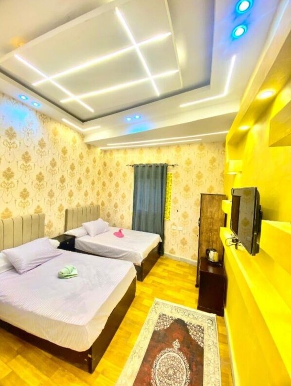 Deluxe Double or Twin Room, Balcony, Mountain View | Free WiFi