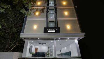 House | Exterior