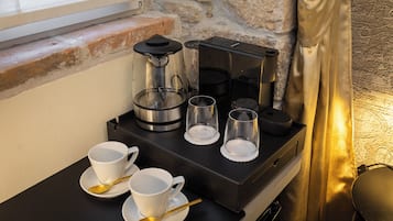 Design Room, Courtyard View 2 | Room amenity