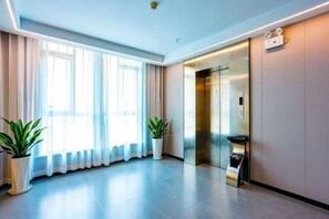 Unclassified image, 5 of 13, button - Carnival Hotel (Chizhou)