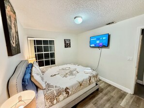 3 chambres, fer et planche à repasser, Wi-Fi gratuit, draps fournis