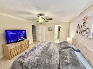 3 bedrooms, iron/ironing board, free WiFi, bed sheets