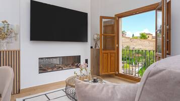 TV connectée, cheminée