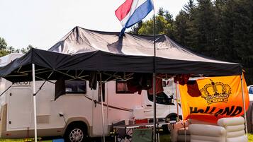 Basic-Einzelzimmer, Bergblick | 1 Schlafzimmer, Daunenbettdecken