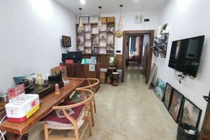 Dining - Fengyuanju Inn (Fenghuang County)