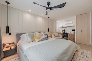 2 Schlafzimmer, Zimmersafe, Schreibtisch, kostenloses WLAN