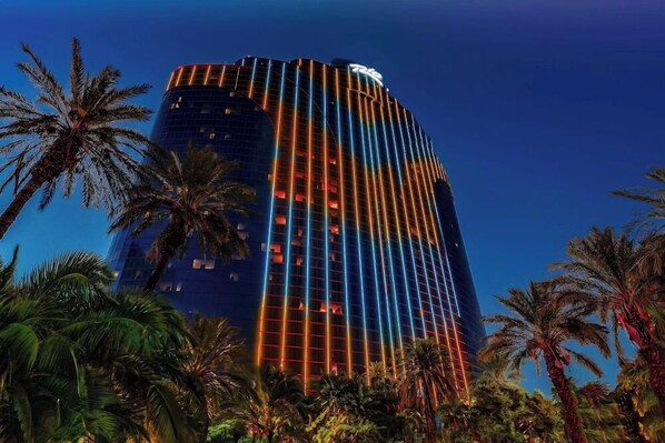 Exterior - Masquerade Tower at Rio Hotel & Casino (Las Vegas)