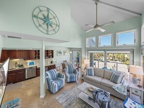 Smart TV, books - TURTLE & PIPER SHORES–Double Your Pleasure–6 BR  BEACHFRONT - POOL, 2 GOLF CARTS (Captiva)
