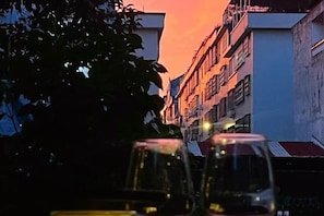 Unclassified image, 3 of 27, button - Jinlongwan Hotel (Lianzhou)