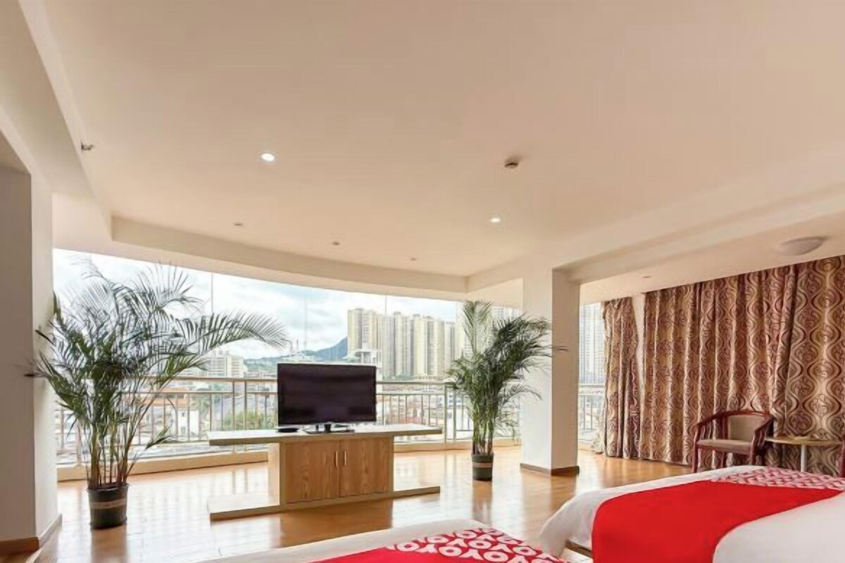 Deluxe 2-bed Room
