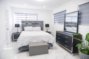 3 bedrooms, WiFi, bed sheets