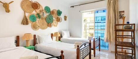 2 slaapkamers, een strijkplank/strijkijzer, wifi, beddengoed