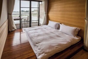 Cots/infant beds