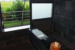 Interior - Serene Gray Bed & Breakfast (Yilan)