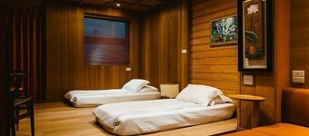 Serene Gray Bed & Breakfast