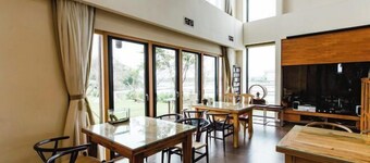 Serene Gray Bed & Breakfast