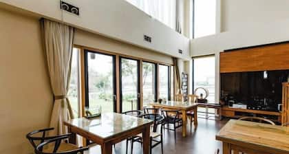 Serene Gray Bed & Breakfast