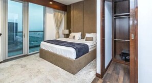4 chambres, fer et planche à repasser, Wi-Fi, draps fournis