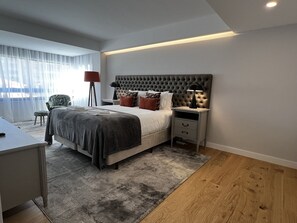 3 室のベッドルーム、ベッドシーツ