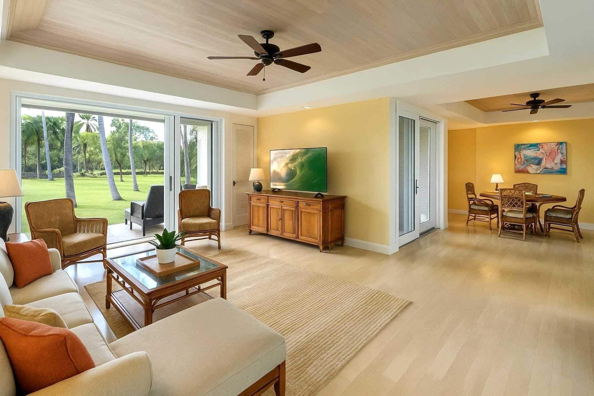 公寓式客  房 (2 Bedrooms) | 客厅 | 电视