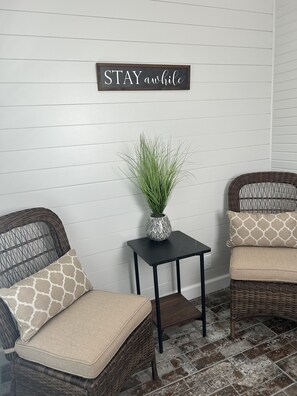 Interior - New Holley Rentals studio apartment in Vicksburg (Vicksburg)