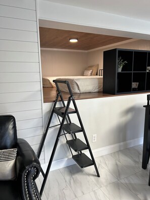 WiFi, bed sheets - New Holley Rentals studio apartment in Vicksburg (Vicksburg)