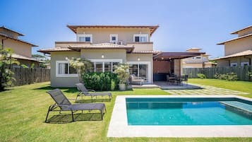 Villa | Pool | Outdoor pool, pool loungers