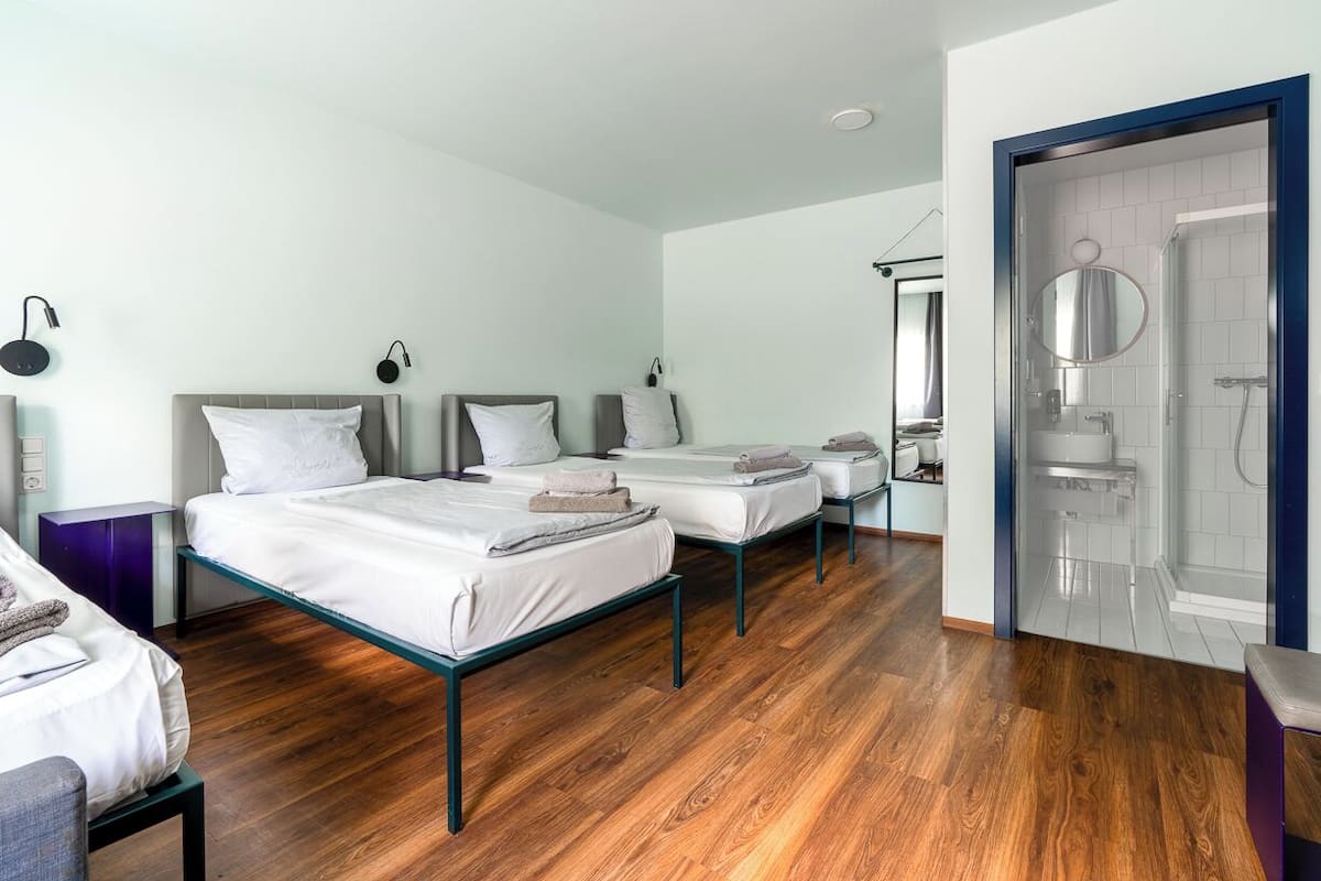 Economy Quadruple Room | Wi-fi percuma, cadar katil