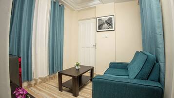 Standaard villa, kitchenette, uitzicht op de stad | Woonruimte