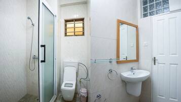Shower, free toiletries, towels, soap