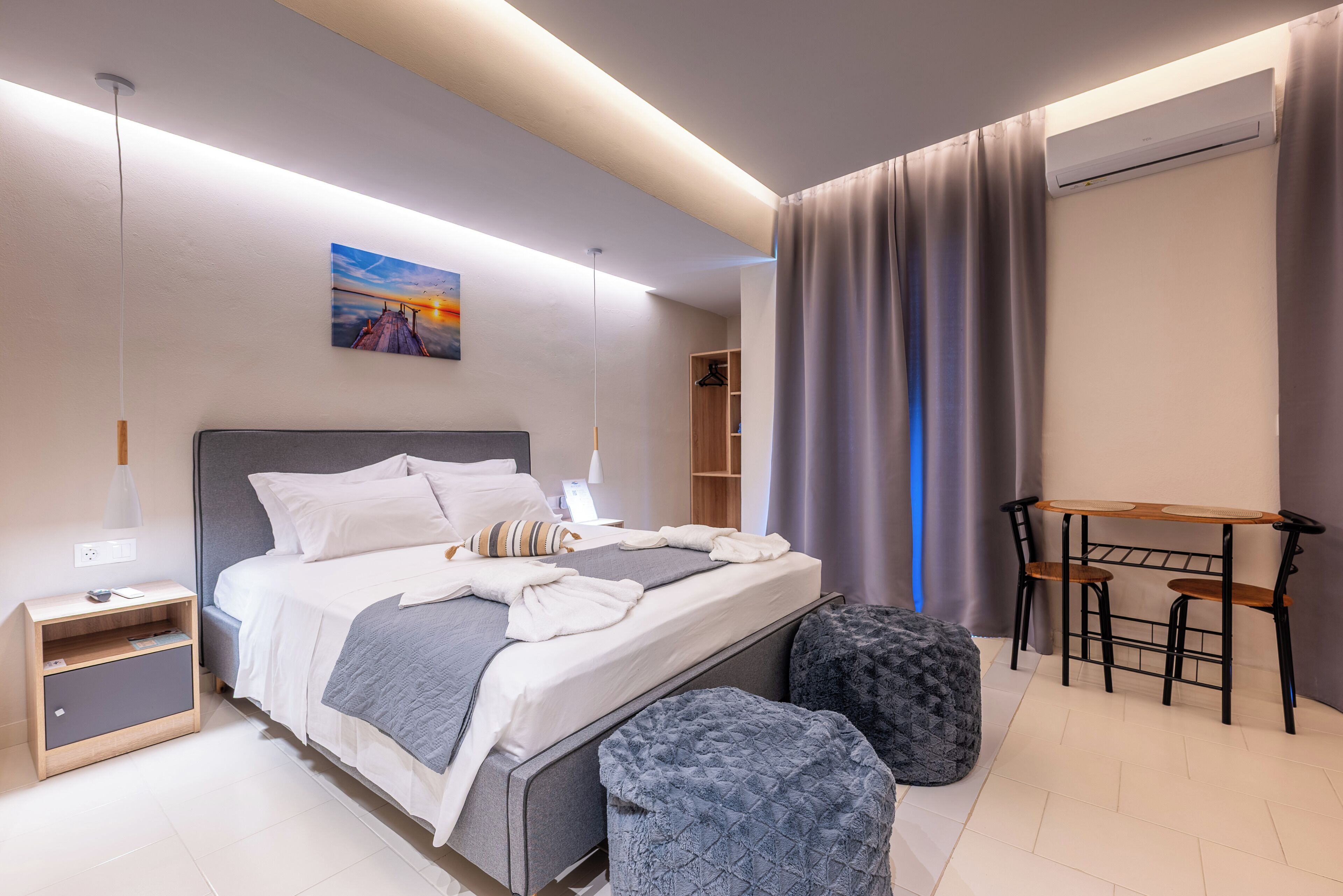 Photo - Blue Wave Suites - Ixia