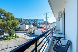 Junior Suite, Side Sea View | Balkong