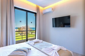 Suite Sea View | 1 間臥室、客房內保險箱、遮光布/窗簾、熨斗/熨衣板