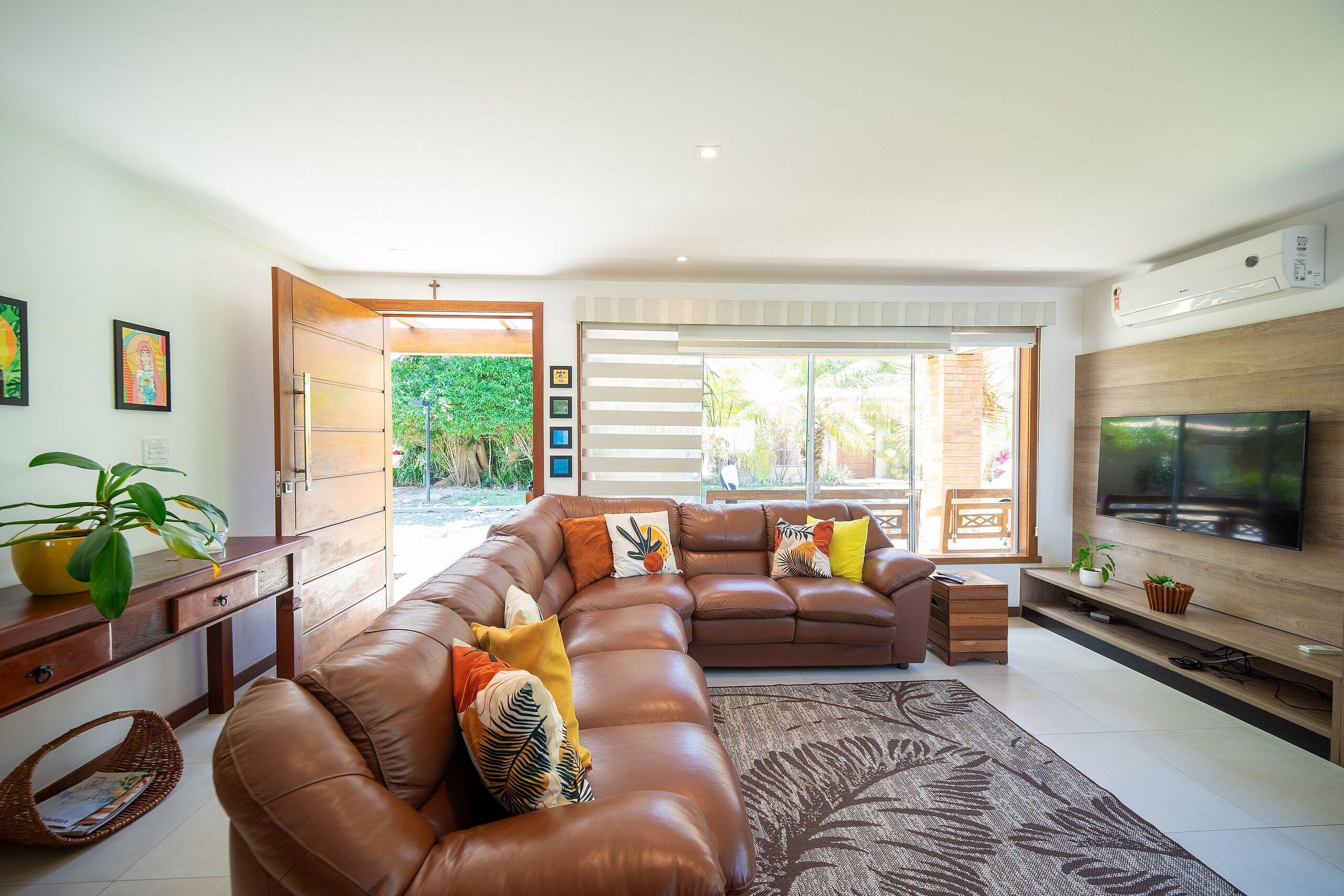 Deluxe House, 4 Bedrooms, Private Pool | Living area