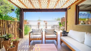 Casa Deluxe, 4 habitaciones, piscina privada | Terraza o patio