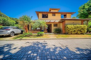 Casa luxo, 4 quartos, piscina particular | Fachada