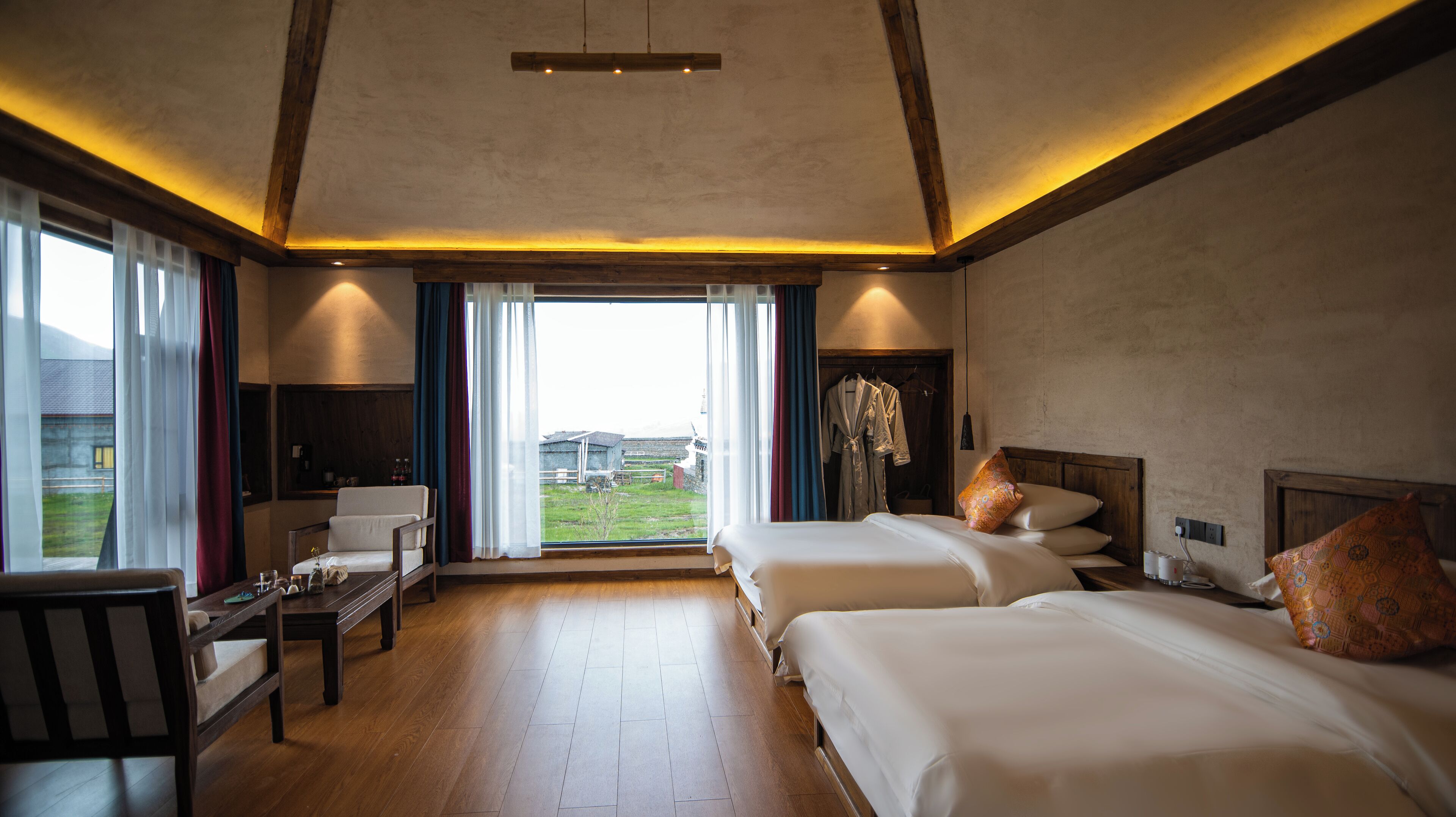 2 多间卧室、WiFi