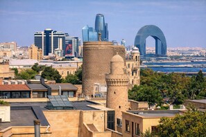 Terrace/patio - Old City Hatefi Apartments (Baku)