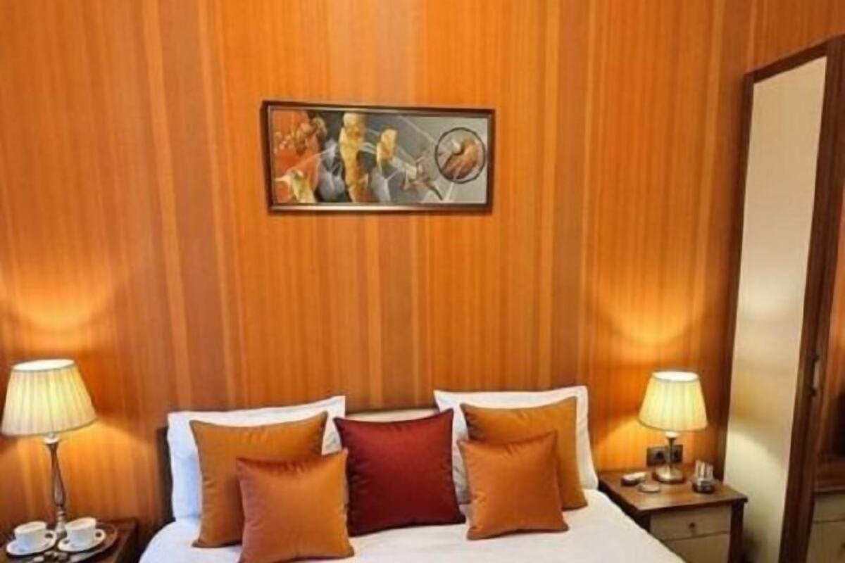 Desk, laptop workspace, blackout curtains, soundproofing